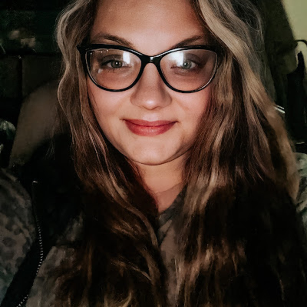 Meet your Posher, Andrea